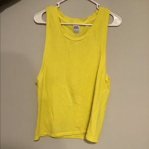 Casual yellow top